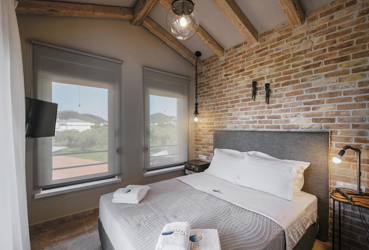 By The Sea Luxury Suites Limenas  Exterior photo